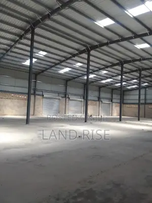 Warehouse in Tegeta SQM 2400