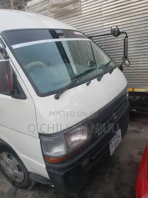 Toyota HiAce 1999 White
