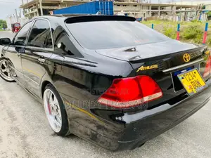 Toyota Crown Royale 2005 Black