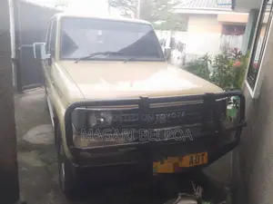 Toyota Land Cruiser Prado 2006 Ivory