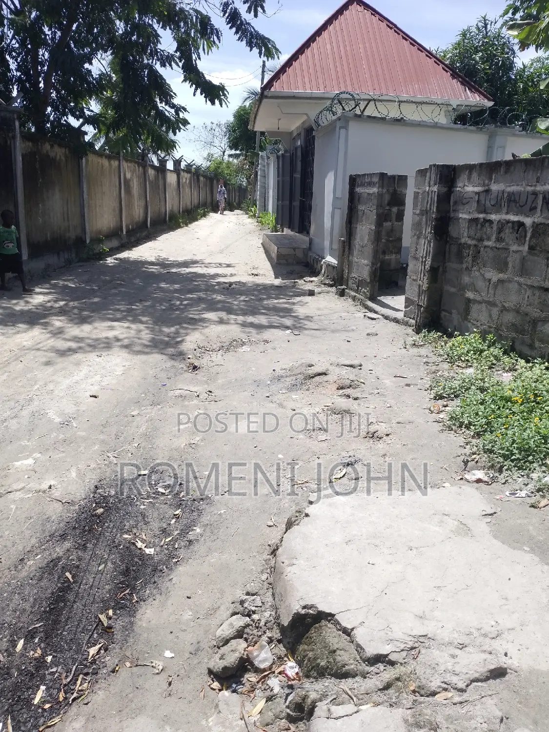 6bdrm House in Tanzania Dsm Ukonga for sale