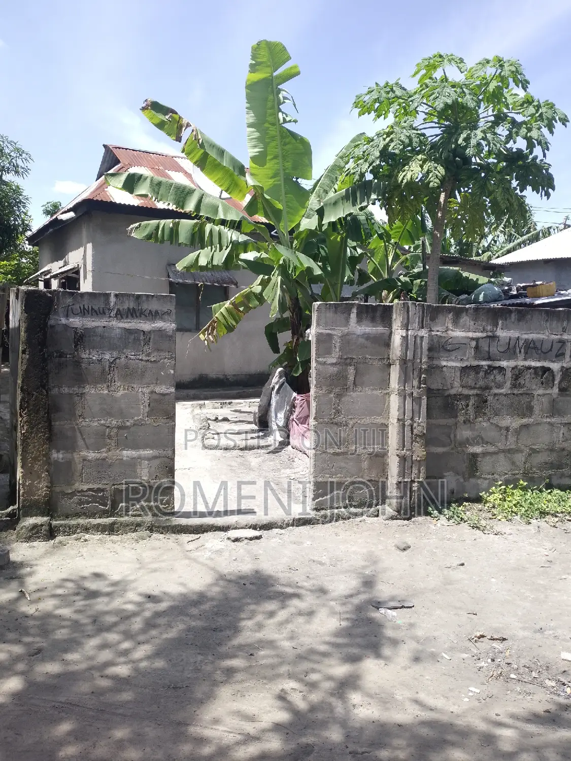 6bdrm House in Tanzania Dsm Ukonga for sale