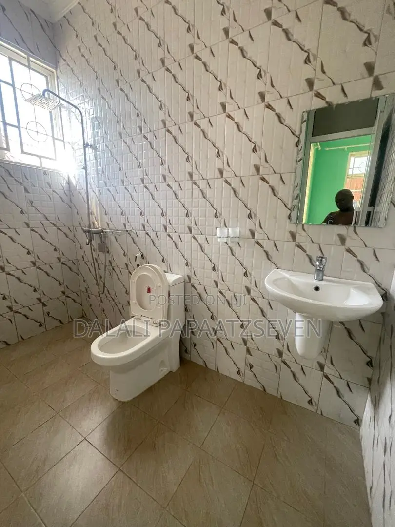 2bdrm House in Dalalipapaatzseven, Kinondoni for rent