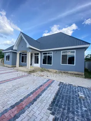 4bdrm House in Dalalipapaatzseven, Mbweni for sale