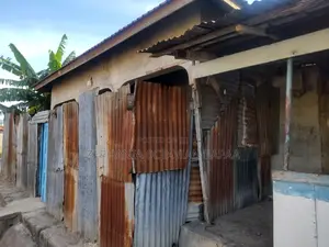 11bdrm Apartment in Tandika for sale