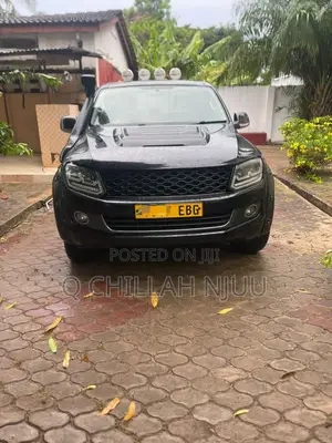 Volkswagen Amarok 2011 Black