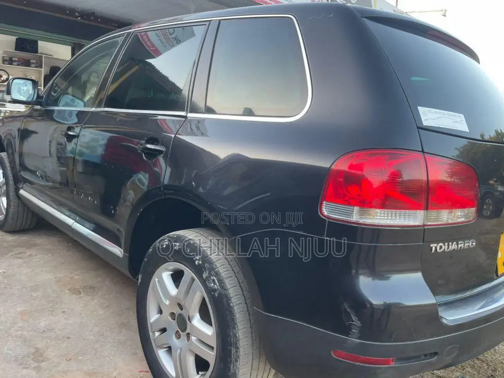 Volkswagen Touareg 2004 Black