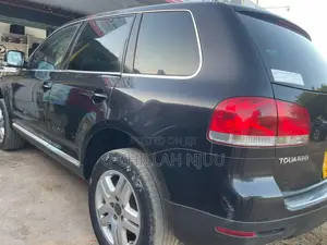 Volkswagen Touareg 2004 Black