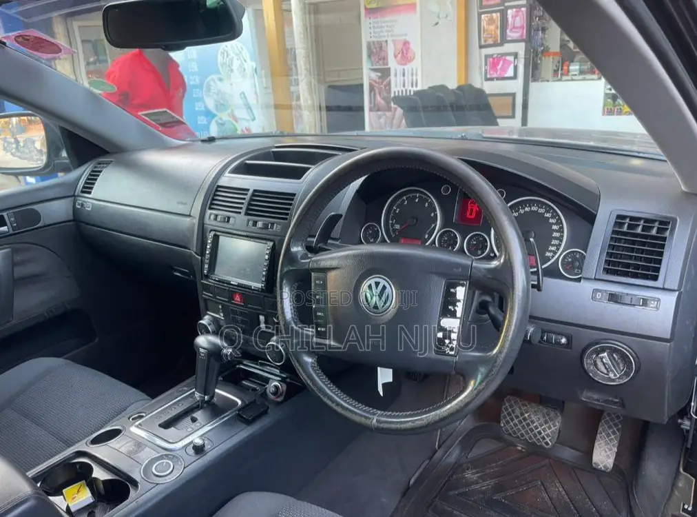 Volkswagen Touareg 2004 Black