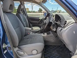 Toyota RAV4 Automatic 2000 Blue