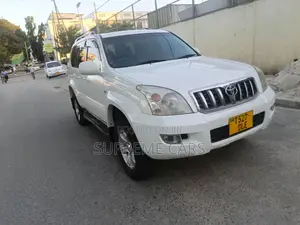 Toyota Land Cruiser Prado 2006 White