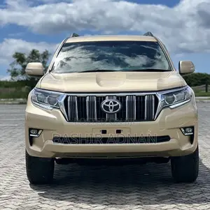 Toyota Land Cruiser Prado 2.7 2021 Gold