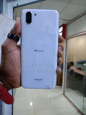 Sharp Aquos Sense 3 SHV45 64 GB