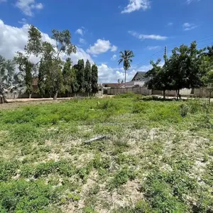 1420 SQM for Sale at Ununio Beach