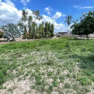1420 SQM for Sale at Ununio Beach