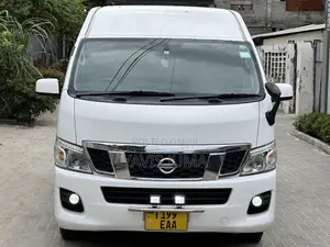 Nissan Caravan (Urvan) 2014 White