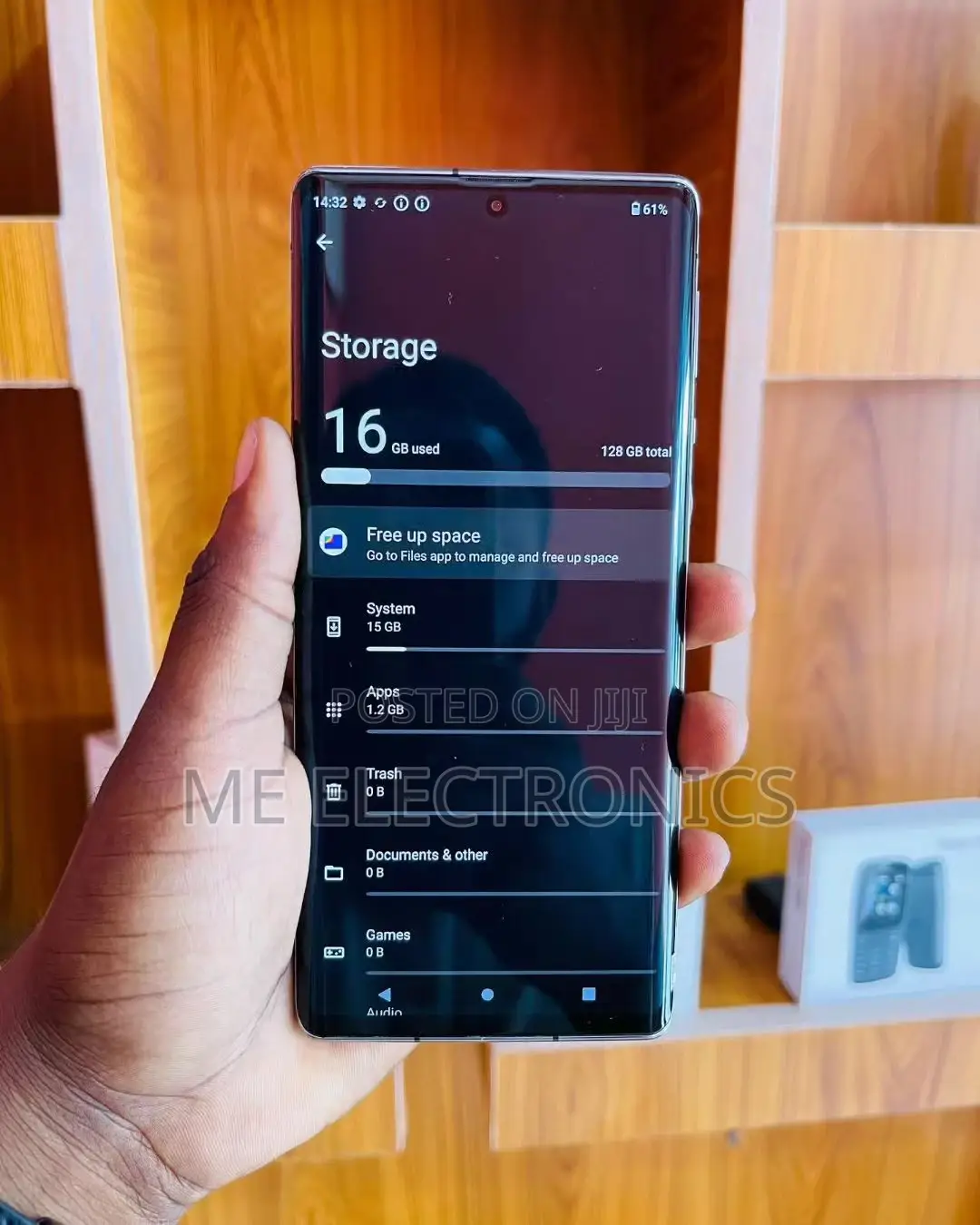 Sharp Aquos R6 128 GB Black