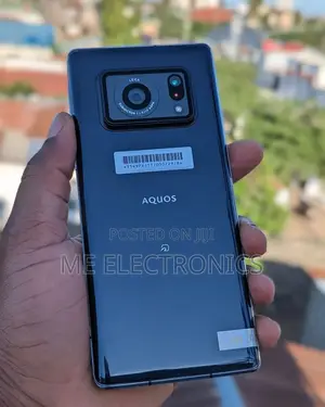 Sharp Aquos R6 128 GB Black