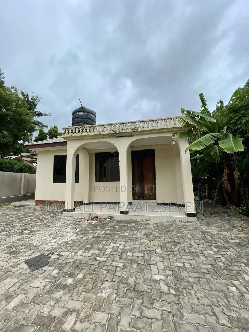 2bdrm House in Dalalipapaatzseven, Kinondoni for rent