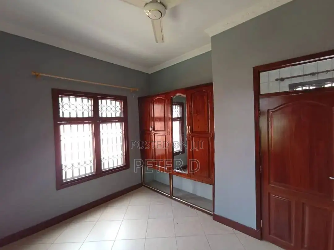 1bdrm Apartment in Kimara for rent