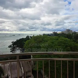 3bdrm Apartment in Penisula, Kinondoni for sale