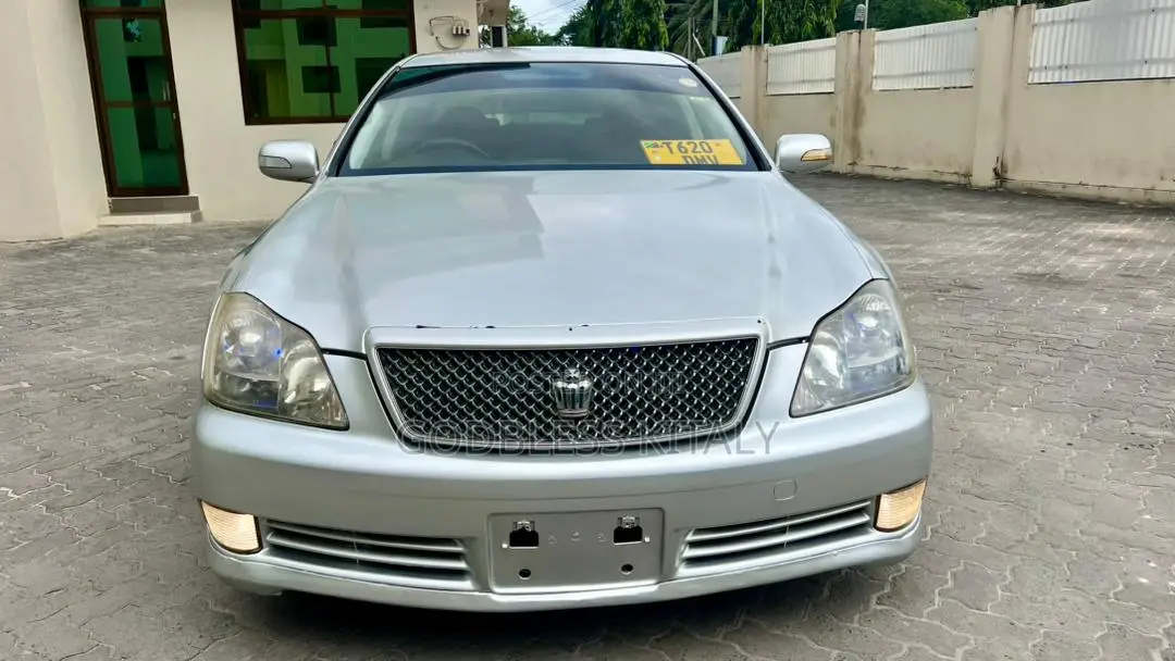 Toyota Crown 2007 Silver