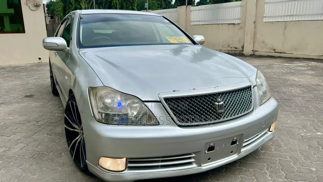 Toyota Crown 2007 Silver