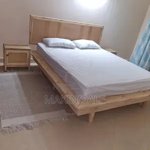 Ratan Bed Nzuri Sana