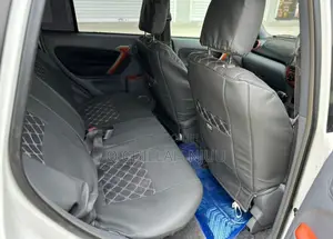 Toyota RAV4 2005 White