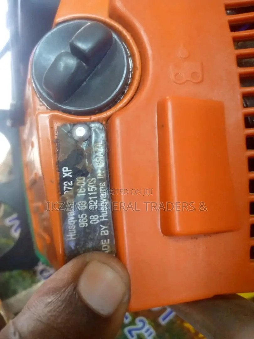Chain Saw 24" (Husqvarna) 272. Original
