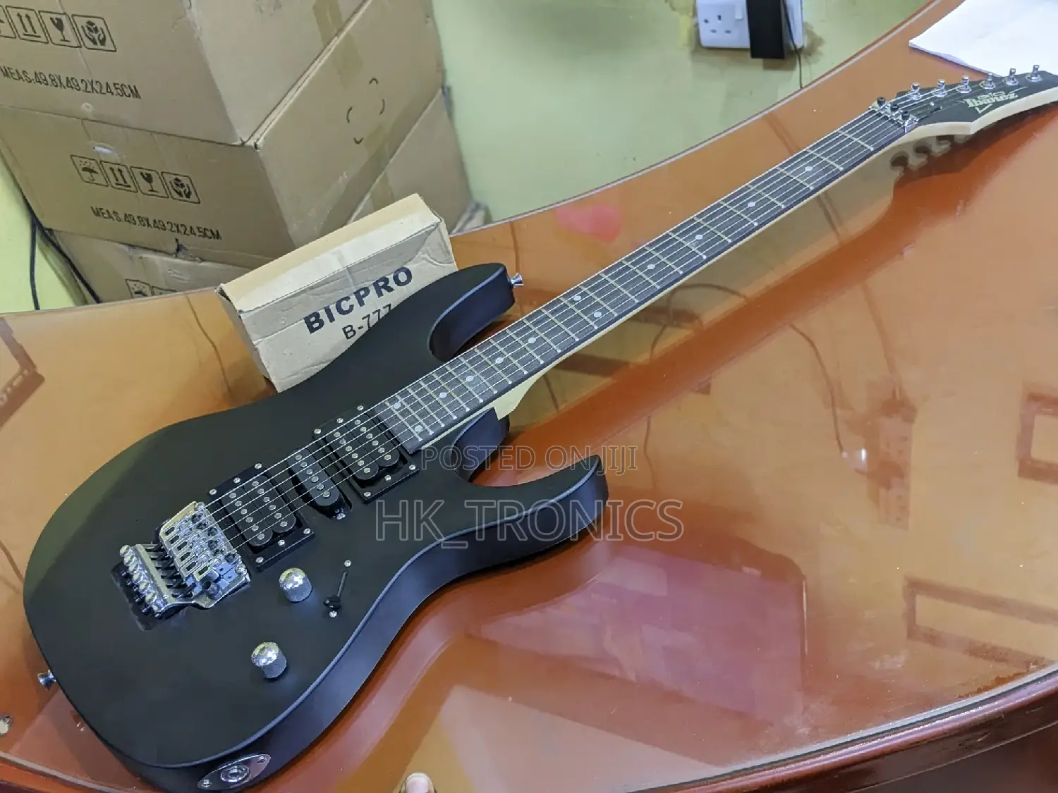 Ibanez Solo Guitar