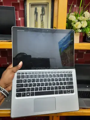 Laptop HP Elite X2 1012 8GB Intel Core I7 SSD 256GB