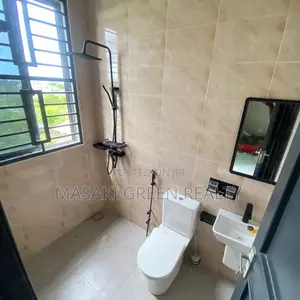 8bdrm Apartment in Mbweni, Kinondoni for sale