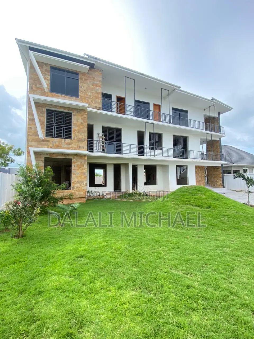 3bdrm Apartment in Mbweni for sale