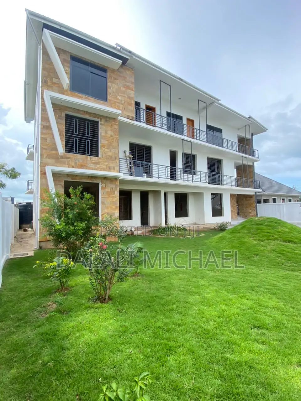3bdrm Apartment in Mbweni for sale