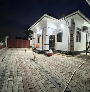3bdrm House in Dalalipapaatzseven, Kinondoni for rent