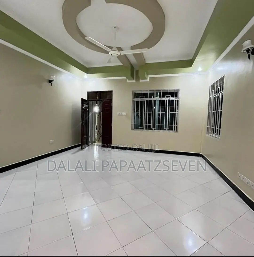 3bdrm House in Dalalipapaatzseven, Kinondoni for rent