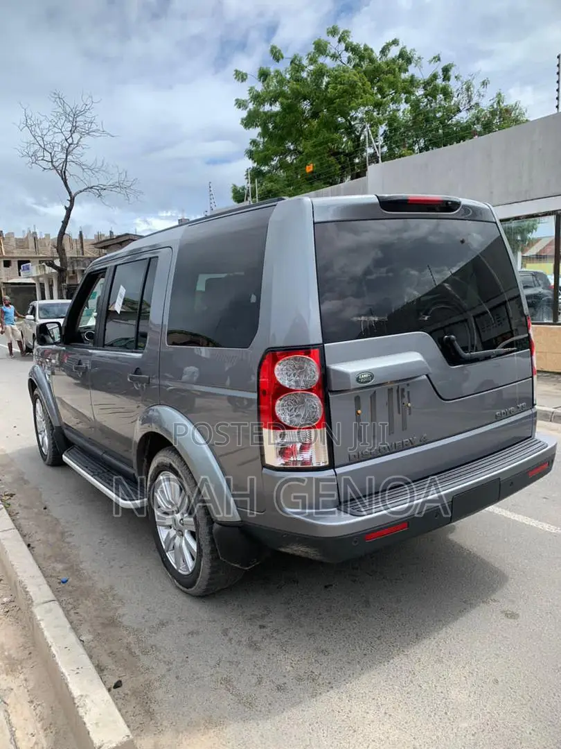 Land Rover Discovery 2013 Silver