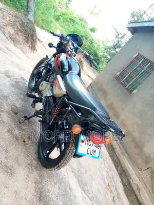 Bajaj Boxer X125 2021 Black