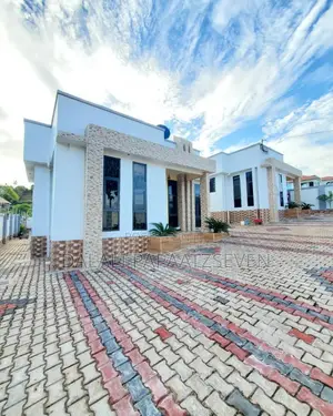 2bdrm Apartment in Dalalipapaatzseven, Tabata for rent