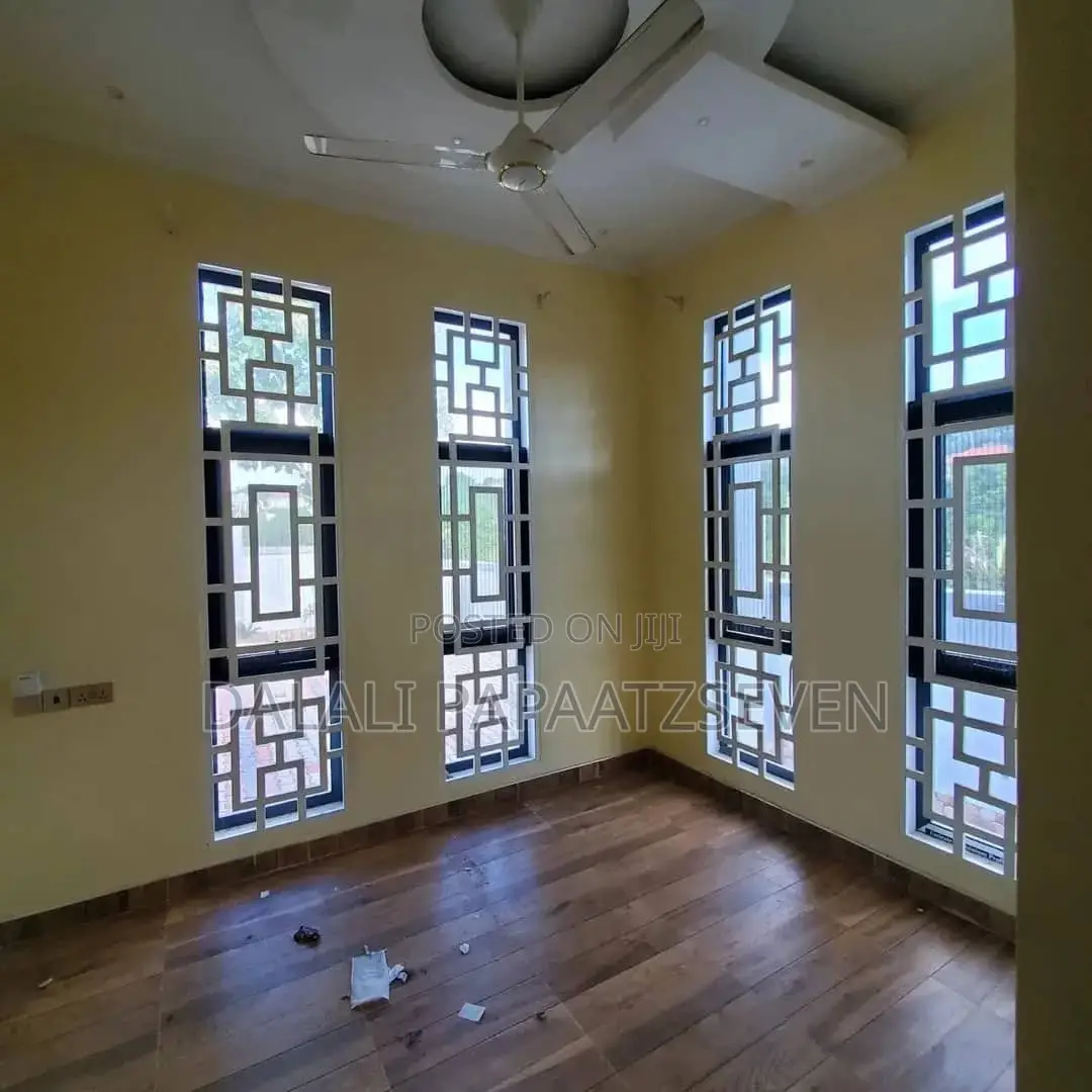 2bdrm Apartment in Dalalipapaatzseven, Tabata for rent