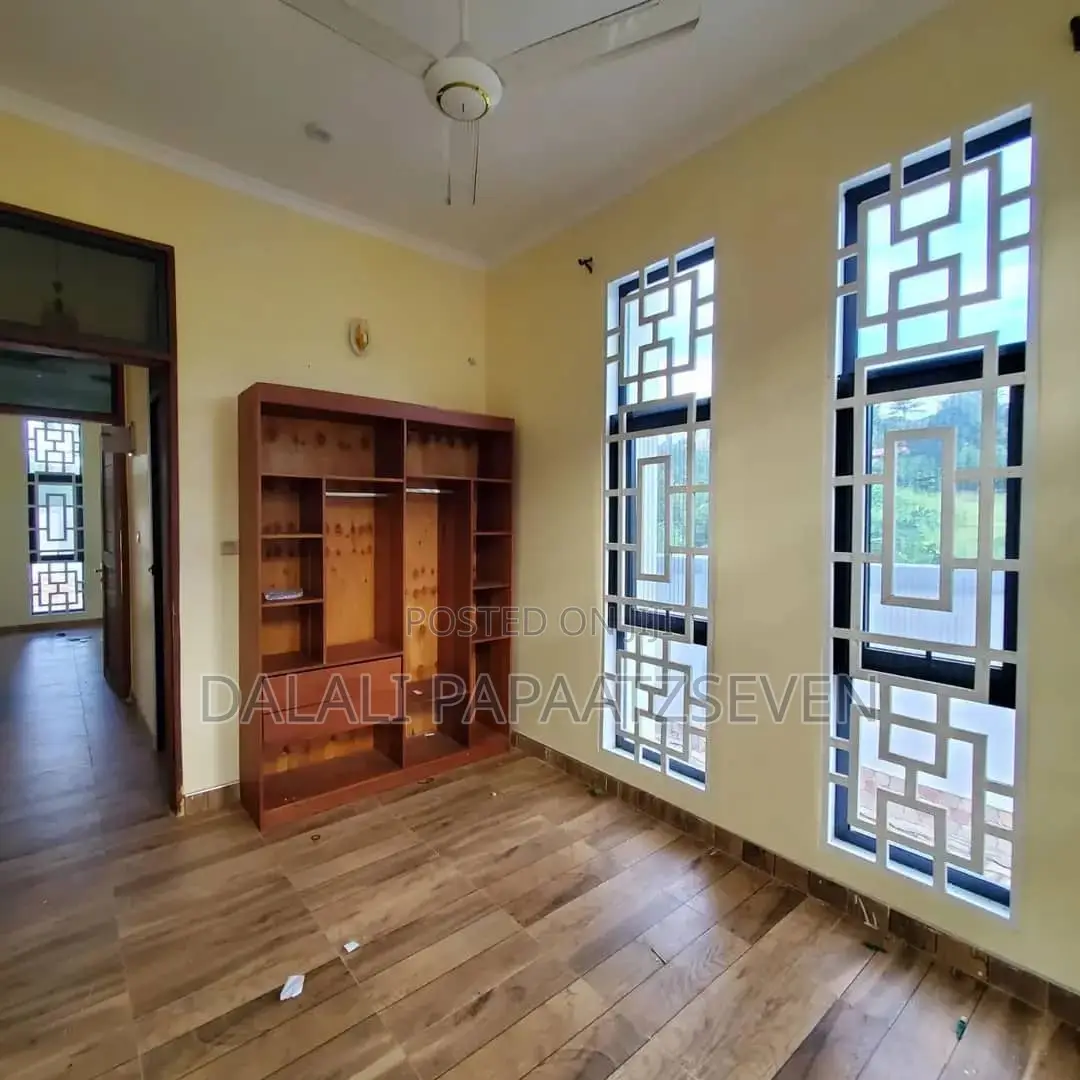 2bdrm Apartment in Dalalipapaatzseven, Tabata for rent