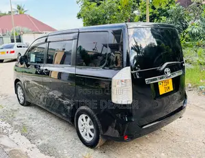 Toyota Noah 2008 Black