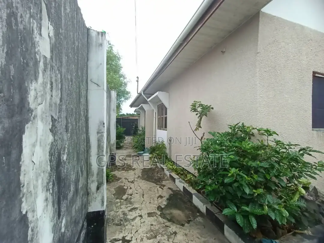 3bdrm House in Madale Polisi, Kinondoni for sale
