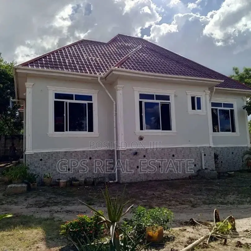 3bdrm House in Kibamba Mwisho, Kinondoni for sale