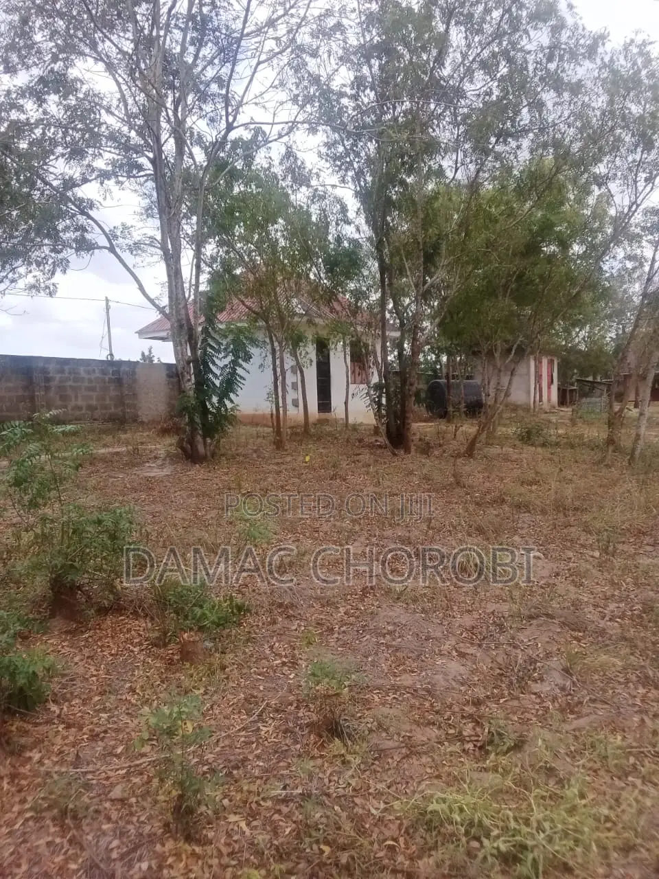 Eneo Kubwa Linauzwa Madale Dar