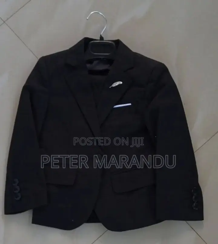 Suti Za Kiume Na Nzuri Za Watoto