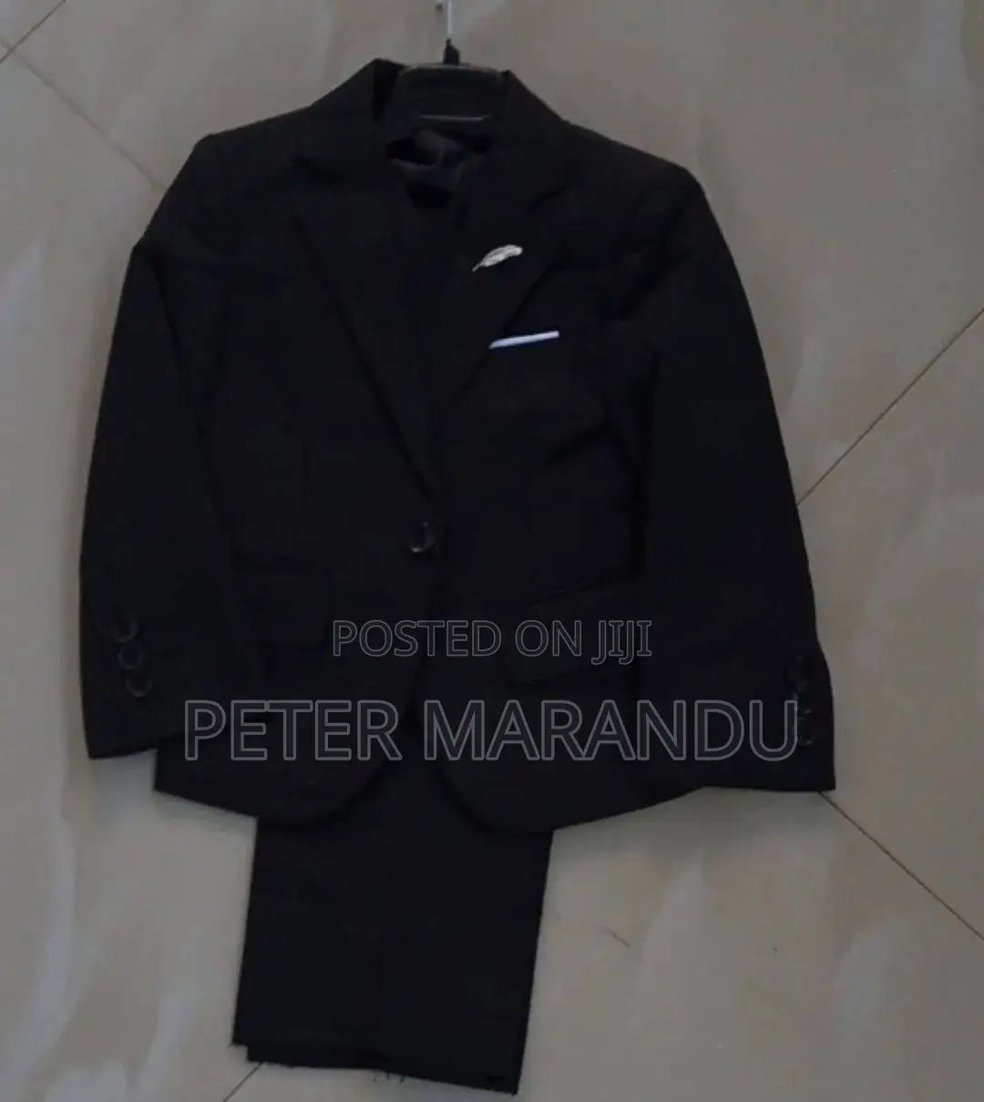 Suti Za Kiume Na Nzuri Za Watoto