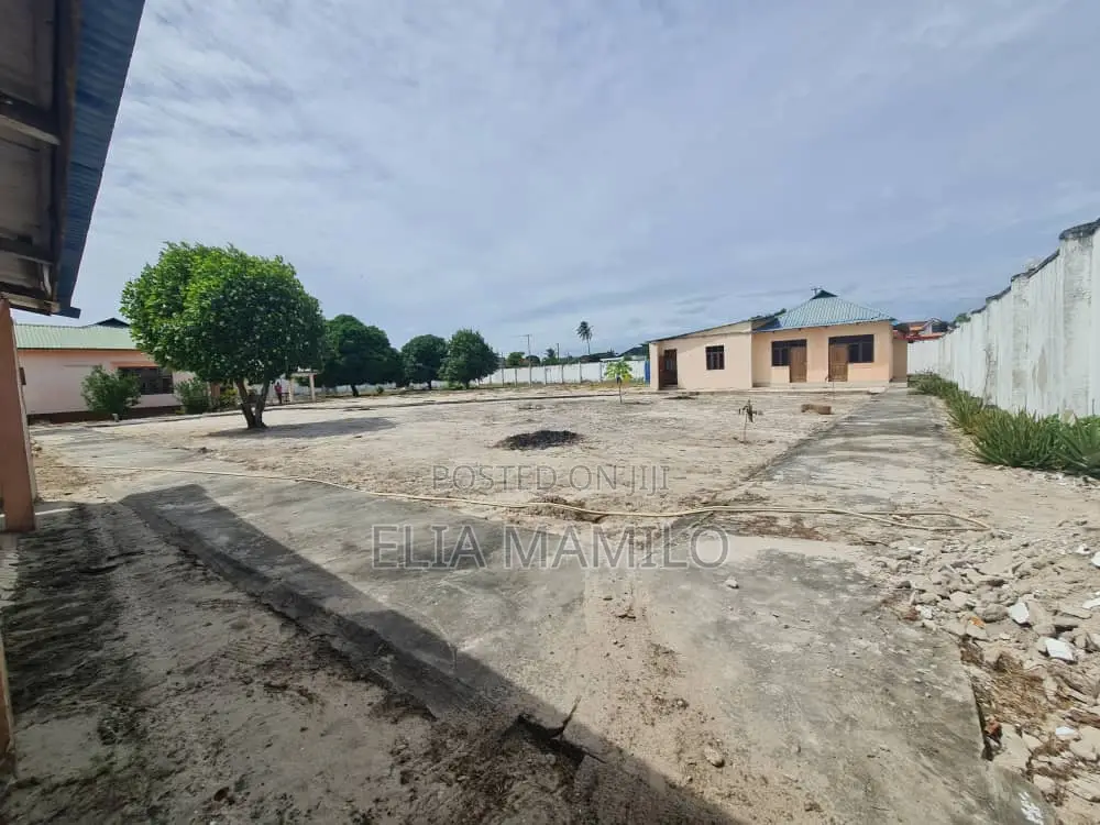 1.2 Acres Yard for Sale in Dar ES Salaam, Mtoni Kijichi
