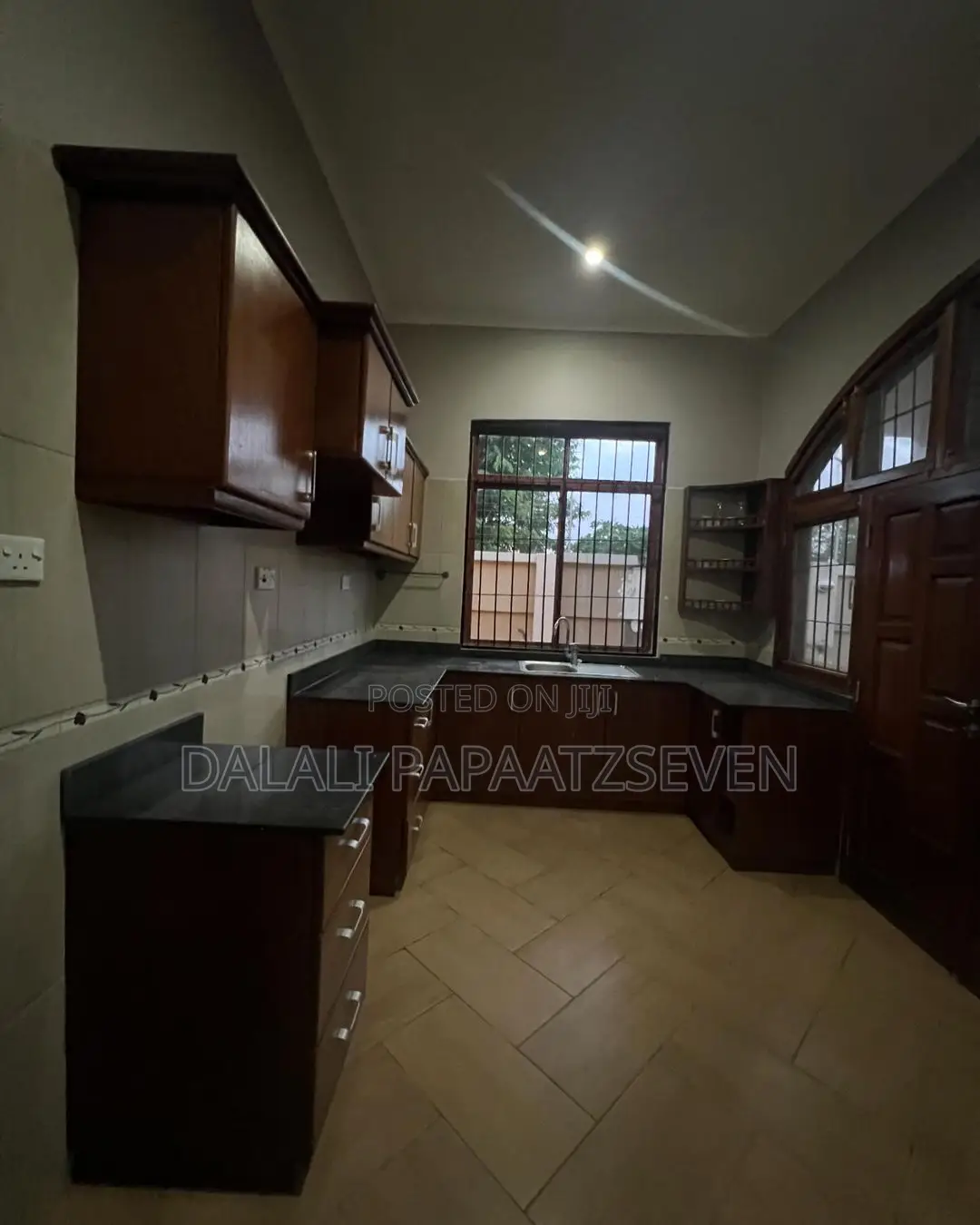 2bdrm Apartment in Dalalipapaatzseven, Kinondoni for rent